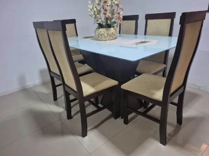 Mesa de jantar 6 lugares