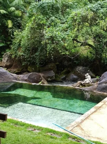 Casa para locação TEMPORADA, em Alfredo Chaves, Piscina, 8 Suítes, a partir de R$600/dia