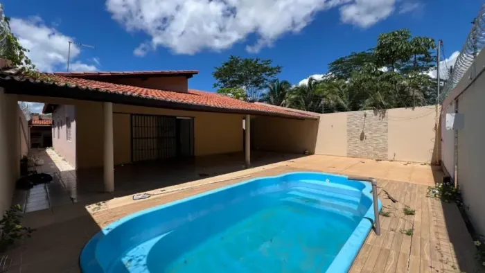 Casa para locação no Bairro Ininga, localizado na cidade de Teresina / PI.