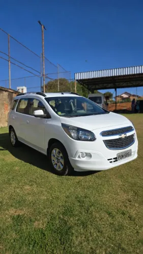 Chevrolet Spin Advantage 1.8 8V Econo.flex 5P Aut. 2015