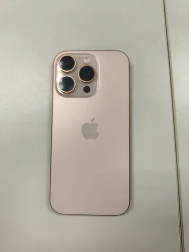 Vende-se iPhone 16 pro 
