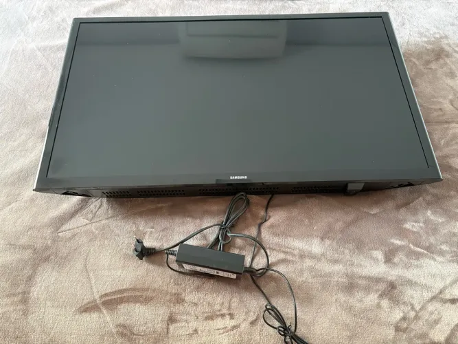 TV Samsung 32? (tela danificada)