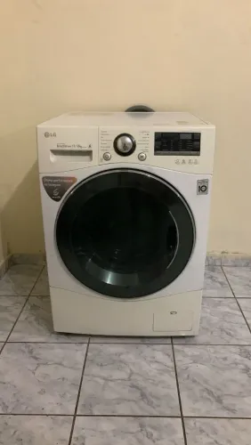 Lava e Seca Smart LG VC4 11kg com Inteligência Artificial AIDD CV5012WC4