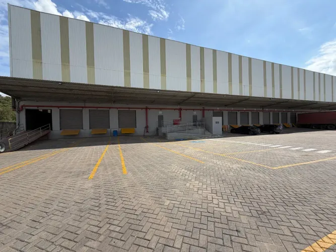 Imóvel para aluguel tem 4814 metros quadrados em Padre Mathias - Cariacica - ES