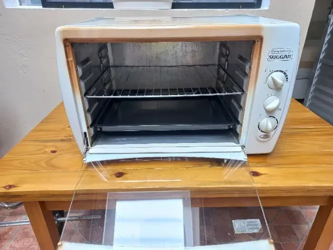Forno elétrico Suggar FE4221br