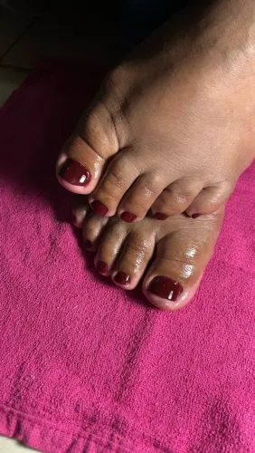 Pedicure.