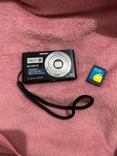 Camera Digital Sony Cyber-Shot