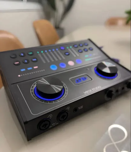 Interface Audio Avid Mbox Studio + Protools Studio Perpetual Ñ Apollo Focusrite Apogee