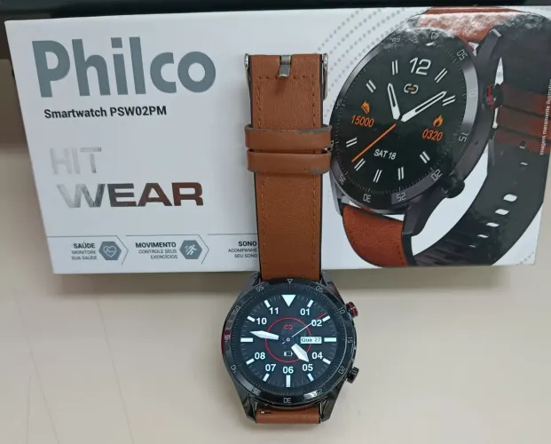 Smartwatch Philco HITWEAR com medidor de pressão arterial 