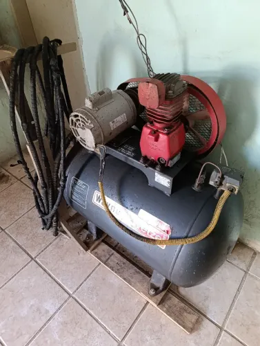 Compressor Potente Wayne 8/130
