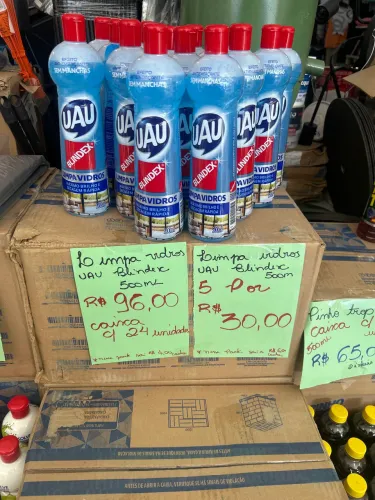 Limpa vidros ual 4 reais cada  na caixa 