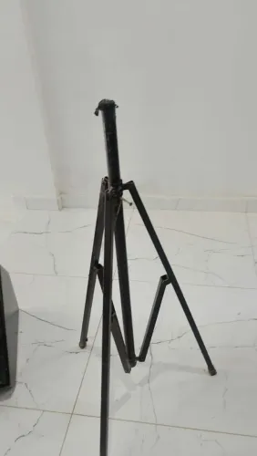 Tripé pra caixa de som 