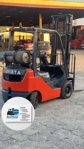 Empilhadeira Toyota 8FG18 