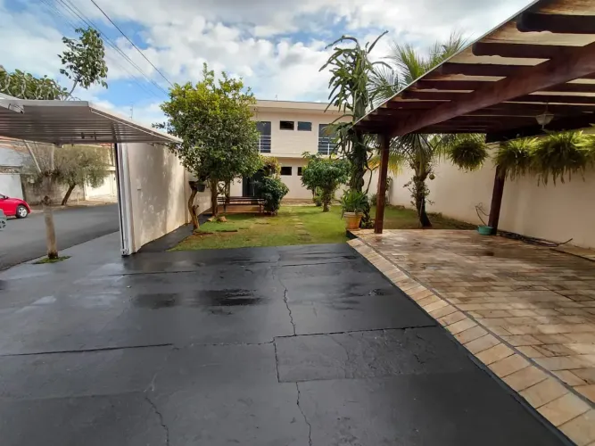 Casa para venda com 300 metros quadrados com 1 quarto em Vila Santa Terezinha - Ibaté - Sã