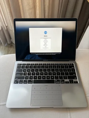 MacBook Air13, M1, 8GB, 256SSD