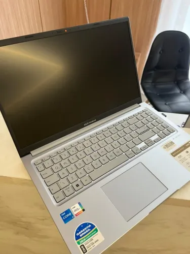 Notebook ASUS Vivobook