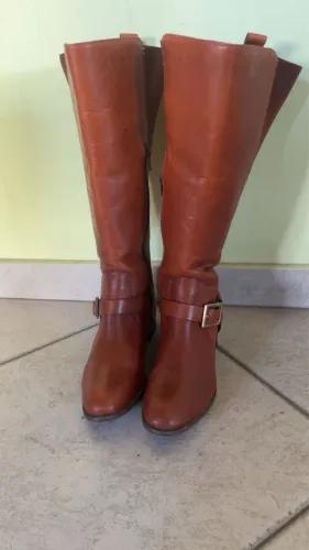 Bota cano alto