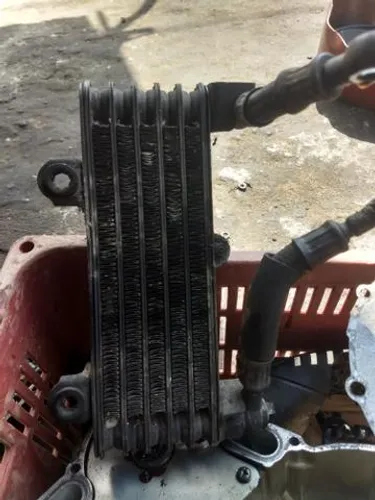 Radiador de óleo da Suzuki dl 1000 c/ mangueiras