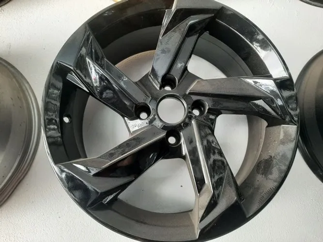 Roda aro 17 Krmai preta brilhante New Fiesta 4x108