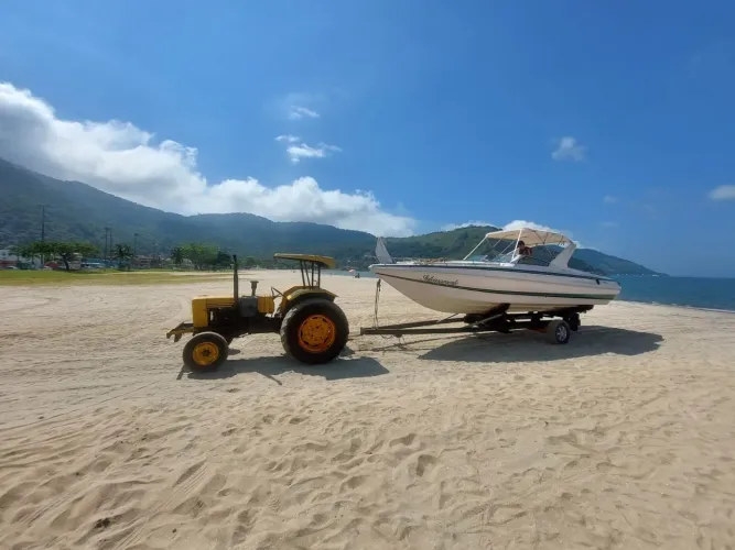Lancha e Barcos (Vagas)