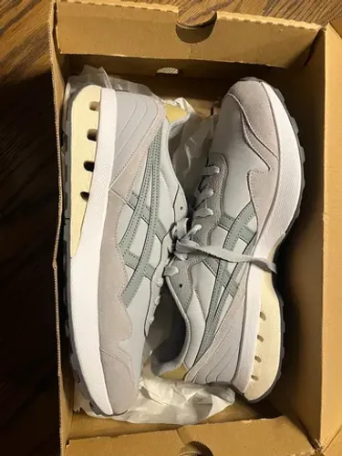 Tênis Asics Jogger x81 