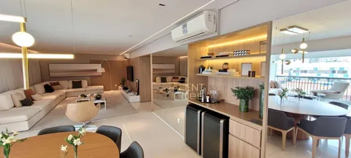 Apartamento à venda no Ibirapuera Boulevard, 246 m², 4 suítes e 4 vagas de garagem. No con