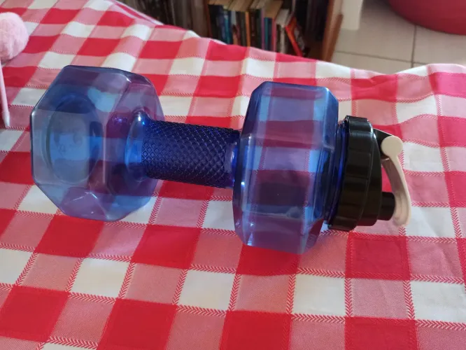 Garrafa plástica halteres 2,2L