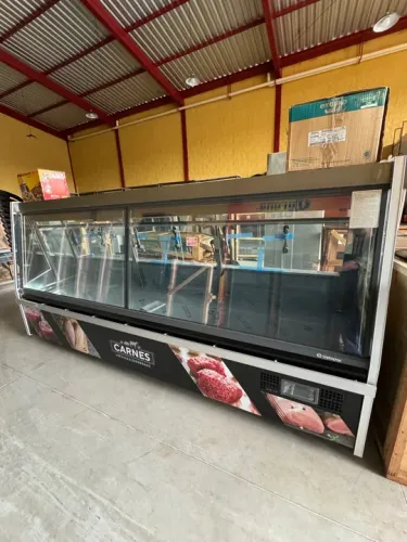 Balcão Expositor Frigorífico Premium Preto Sem Depósito Vidros Aquecidos Gelopar