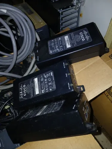 Lote com 4 power injector da cisco POE