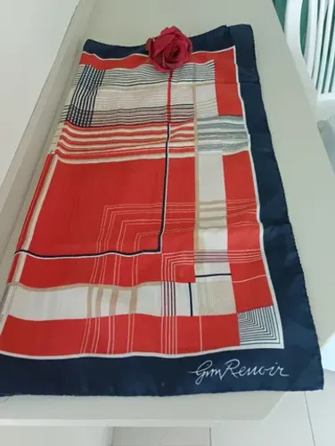 Vendo lenço grande novo