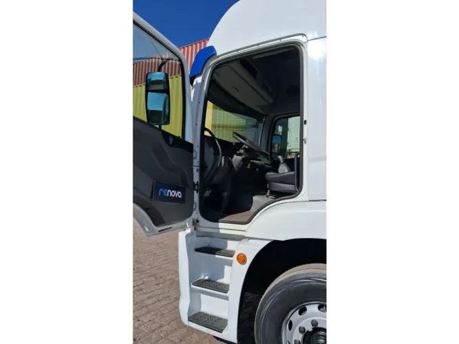 Volkswagen 25.360 2022