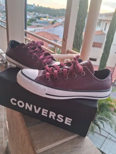 Converse All Star Couro vinho