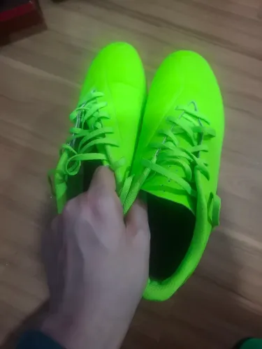 Chuteira Adidas FY7620 verde limao