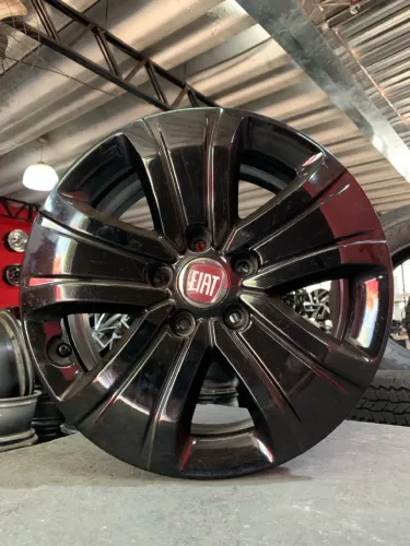 Rodas Toro Hanch Aro 16 5x110 Original Fiat Black Piano
