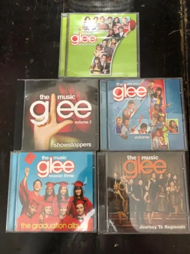 Cinco cds ?glee 