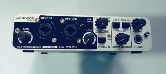 Interface Holand Kakewalk UA-25EX 24Bit / 96kHz USB Audio-Midi Capture