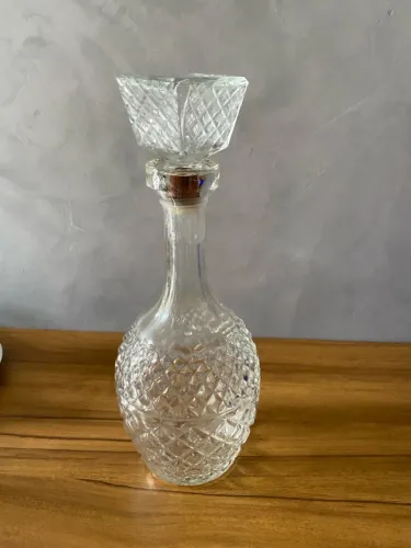 Decantador de Cristal Antigo