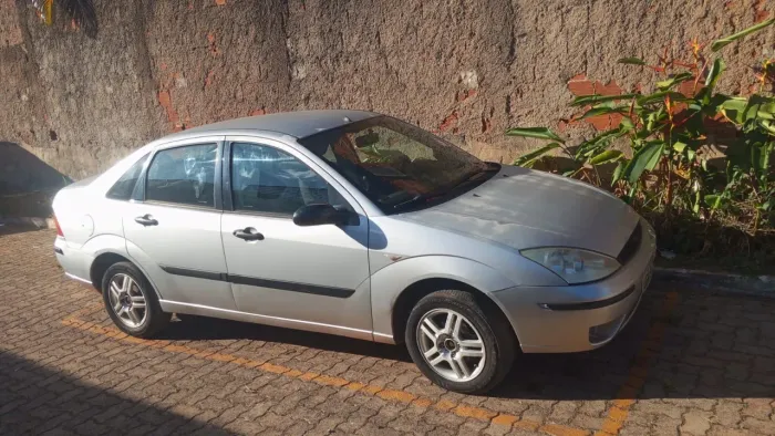 Ford Focus Sedan 1.6/1.6 Flex 8v/16v 4P Mec. 2006