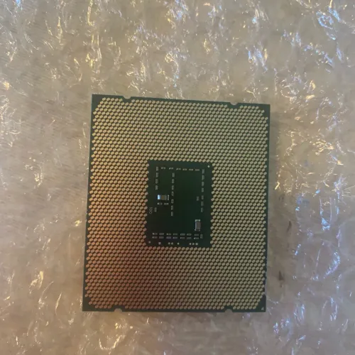 Intel xeon 2666v3
