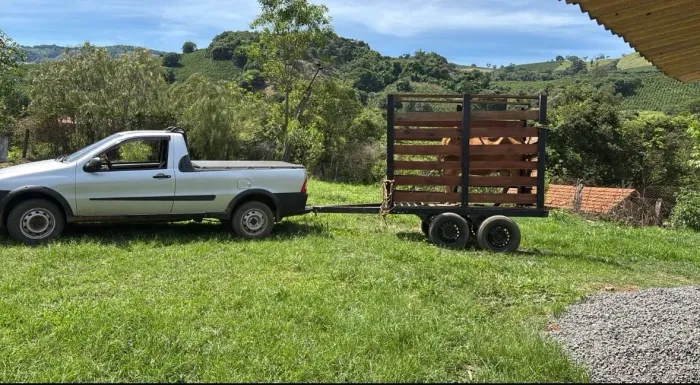 Vendo carretinha trucada 