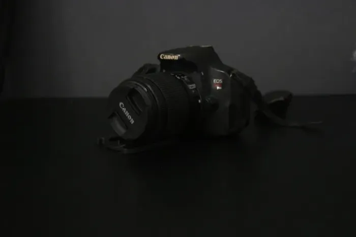 Câmera Canon T4i DSLR 