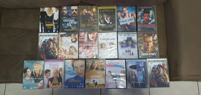 Vendo 19 dvds de filme.