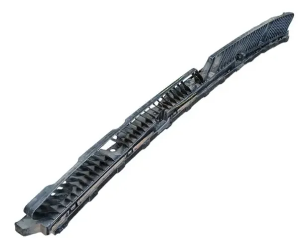 Guia Central Parachoque Tras Vw Tiguan R Line 2.0t 350 2020
