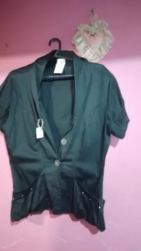 Roupas F