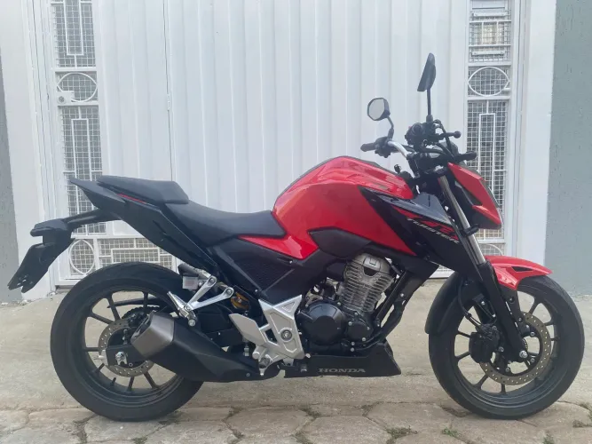 Vendo CB 300F Twister ABS