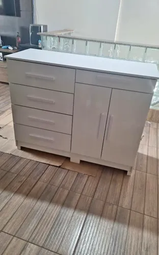 Cômoda Casal 