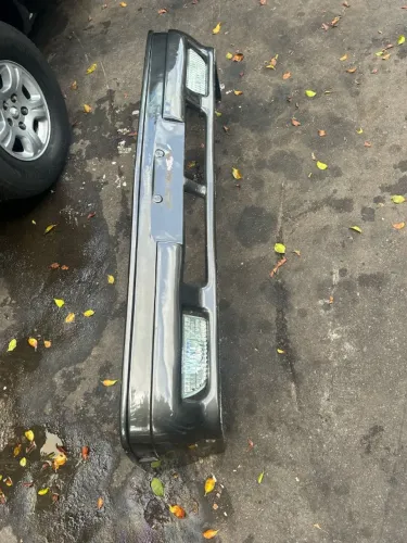 Pára-choque dianteiro GM Opala diplomata 91/92 com farol de milha  