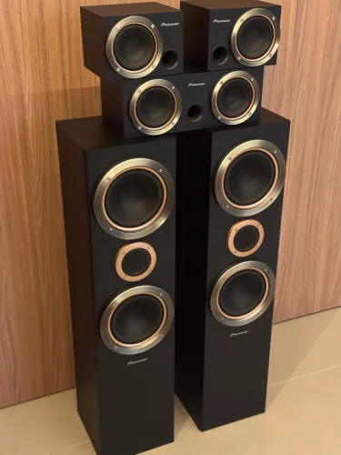 Caixas Acústicas Pioneer Torres , central e surround Home Theater