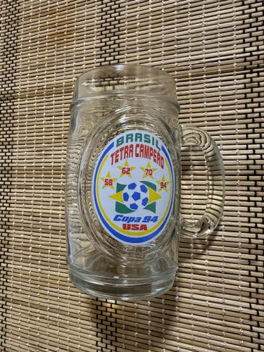 Caneca de Vidro Brasil Tetra Campeão 1994 475ml