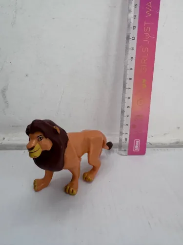 Bonecos miniaturas colecionáveis Rei Leão , Simba, Nala, Rafiki, Timão e Pumba